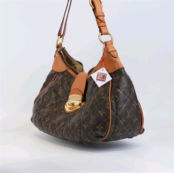 Túi LV kẹp nách hoa nâu KG+