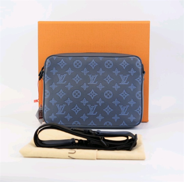 Túi LV xanh đeo chéo KG+