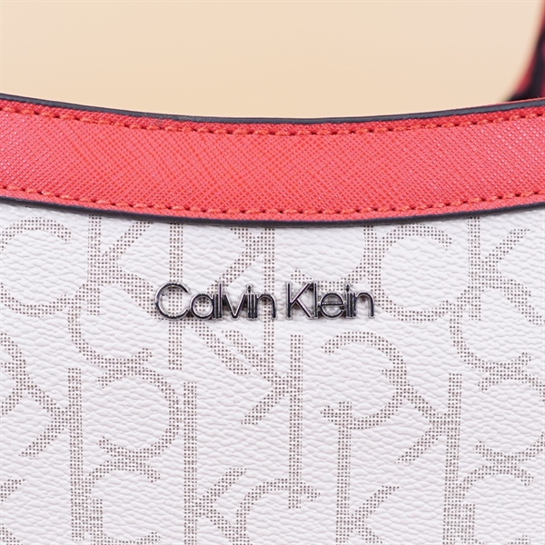 Túi CK Trắng Sữa Viền Đỏ KG+