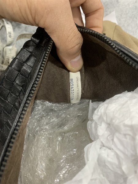 Túi Bottega Veneta Đen KG+