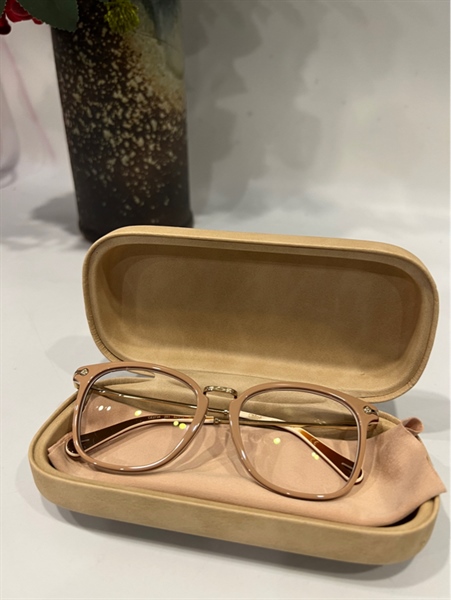 Kính Chloé nude KG+