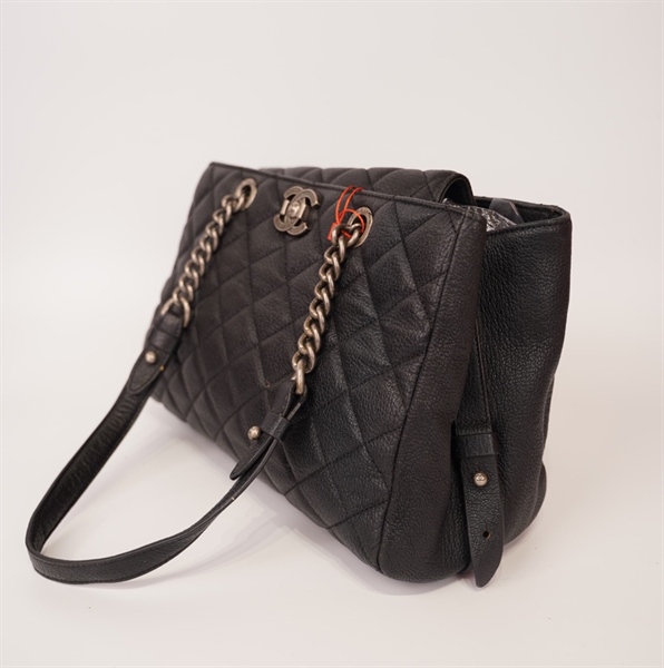 Túi Chanel size 30cm khóa giả cổ ++