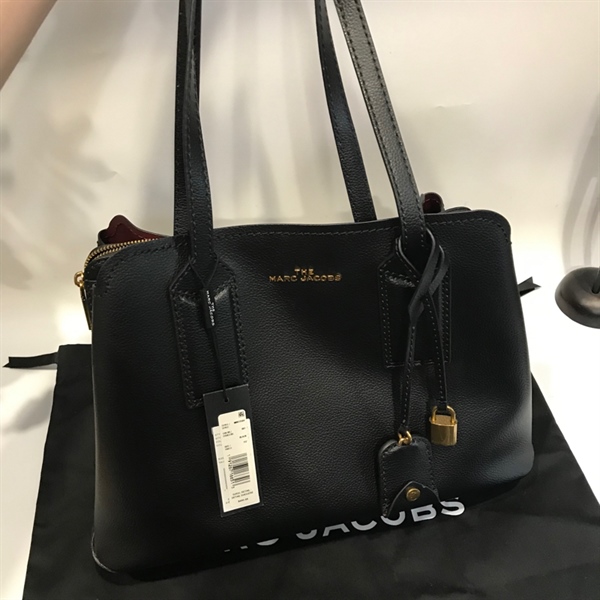 Túi the marc jacobs đen KG+