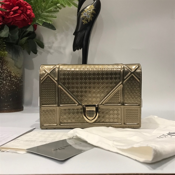 Túi xách Dior trắng KG+