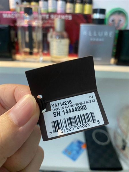 Đồng hồ điện tử Gucci KG+