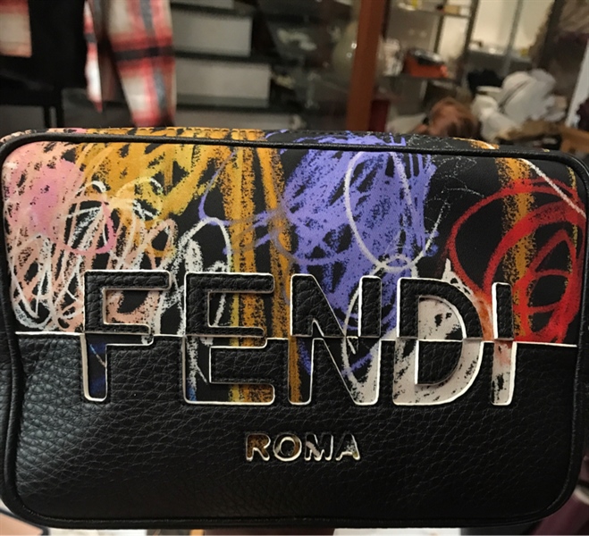 Túi FENDI