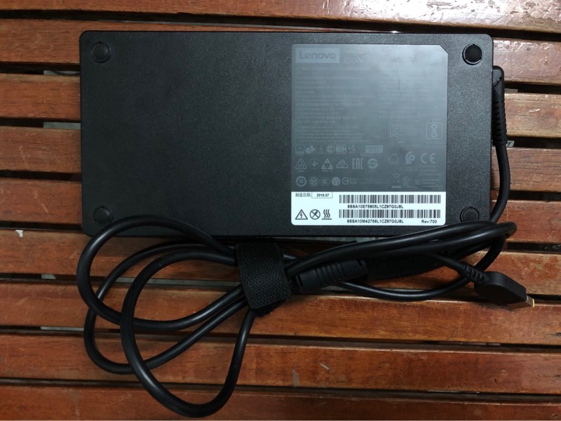Adaptor Lenovo 230w đầu vuông zin theo máy