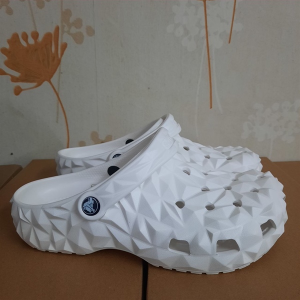 OGCH - Dép Crocs Unisex Off Grid Clog