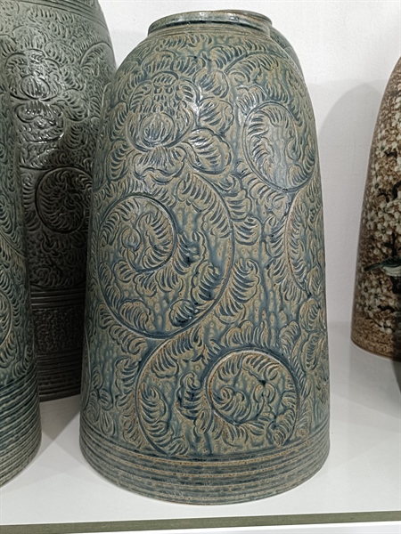 BÌNH CHUÔNG H37 HOA DÂY