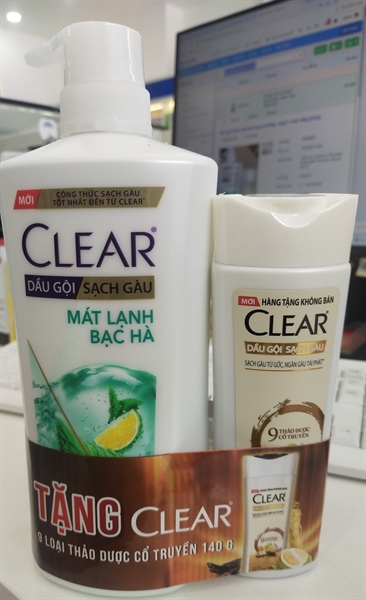 Dầu gội Clear mát lạnh bạc hà