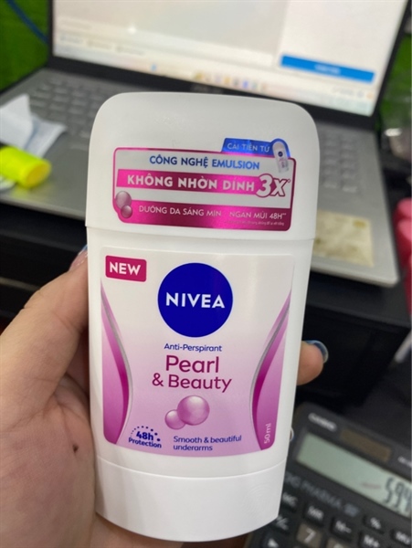 SNM Nivea Pearl & Beauty ngoc trai đẹp quyến rũ