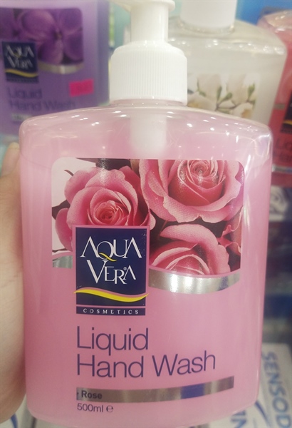Nước rửa tay Aqua vera 500ml