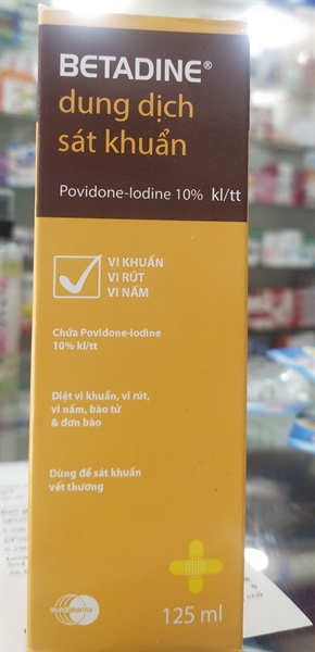 Dung dịch sát khuẩn Betadin 125 ml