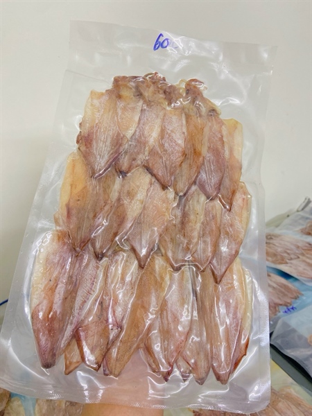 Mực khô câu sz 50-60c 500gr ( mành )