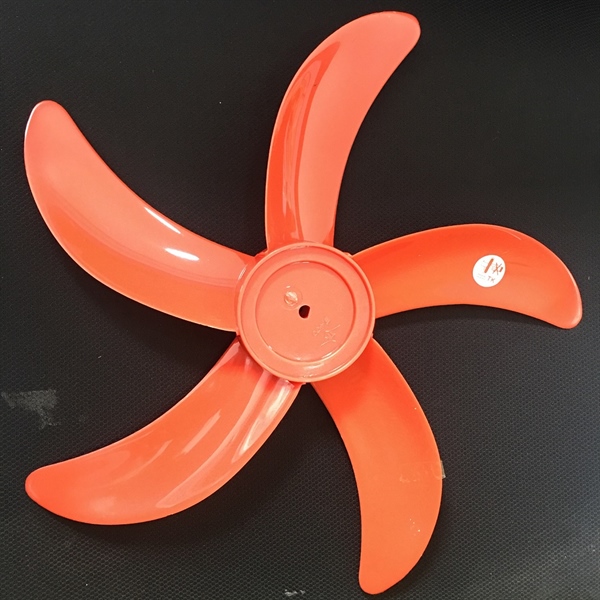 Cánh quạt B4 5 lá trục khuyết