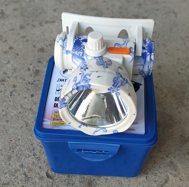 Đèn đội đầu 1 bóng DT463