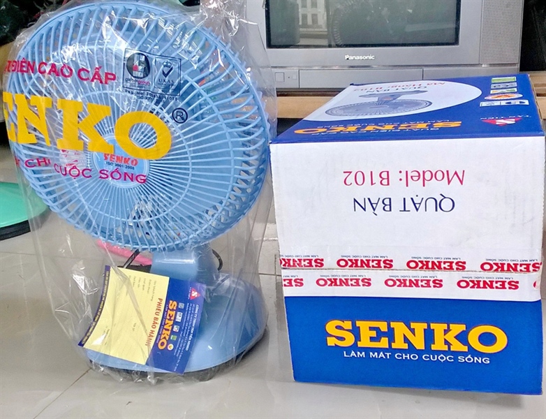 Quạt bàn B2 Senko B102 lòng nhựa