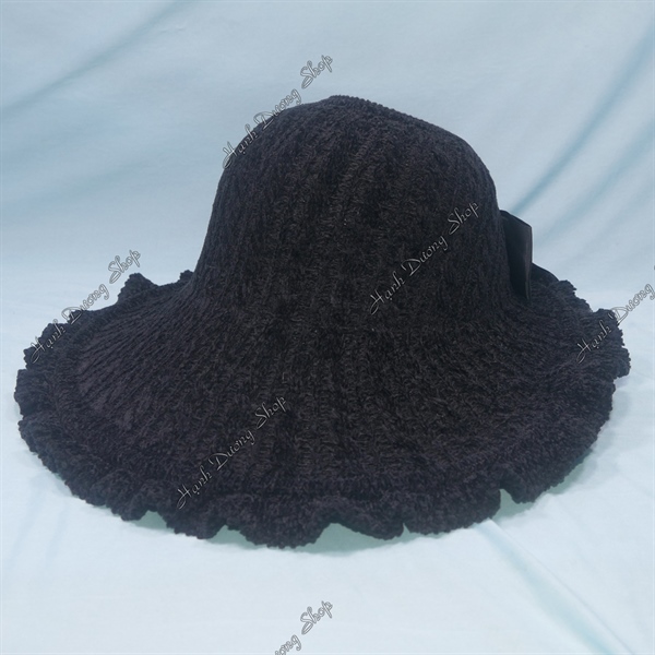 Nón tai bèo vành rộng 12cm hàng quảng châu vải nhung trơn không thêu, nón chống nắng, nón hở đầu có gắn nơ phía sau, vành uốn lượn vòng đầu 56-59cm có khóa dán tăng giảm size, có dây quai phía dưới