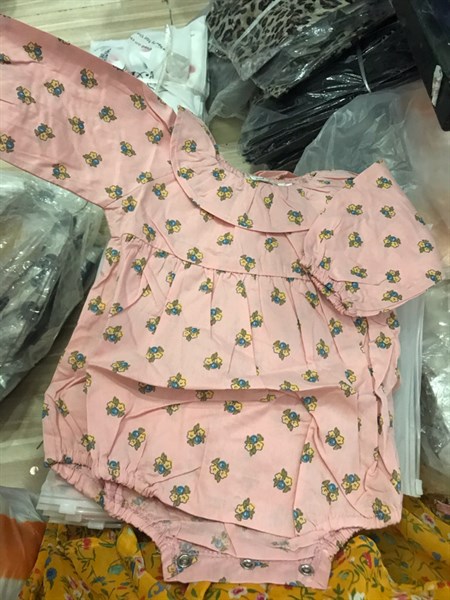 Sét Sơ sinh Cổ Chun Hoa kèm mũ B20H03