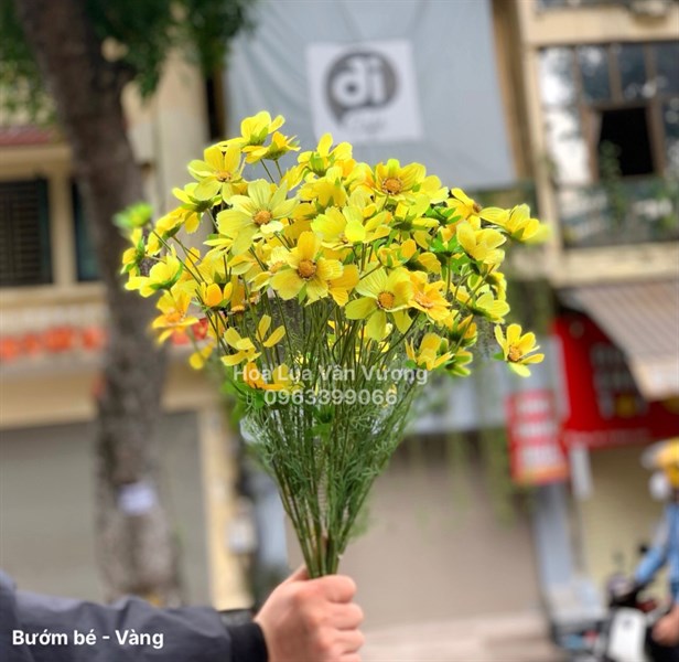 Bướm Bé - Vàng - Hoa cành dài - Hoa Lụa Vân Vượng