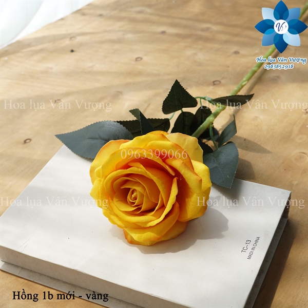 Hồng 1b mới - vàng - Hoa cành dài - Hoa Lụa Vân Vượng