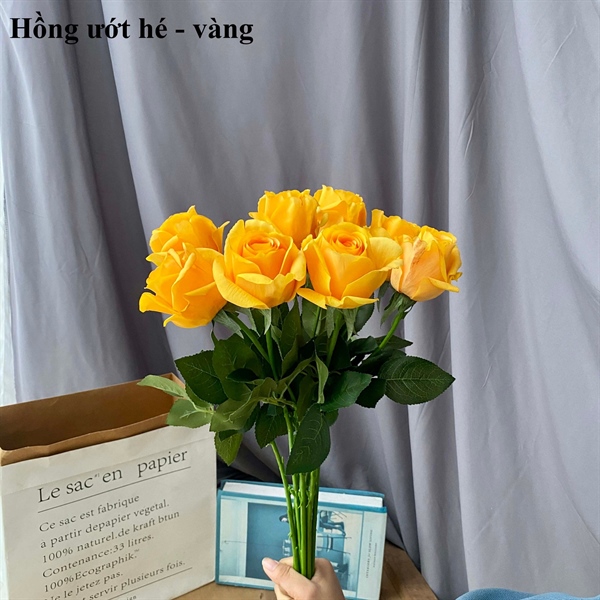Hồng ướt hé - Hoa cành dài - Hoa Lụa Vân Vượng