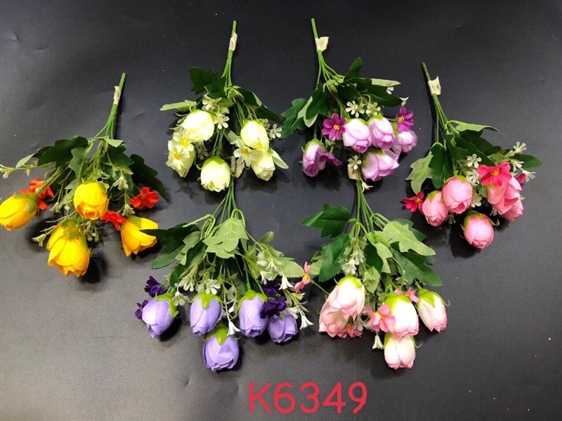 BỤI HỒNG BÚP TO LÁ MỜ 5N K6349