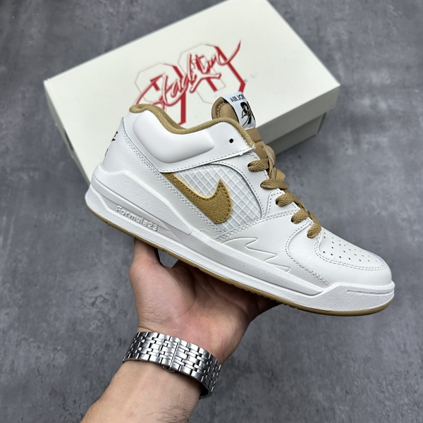 Jordan Stadium 90 White Metallic Gold