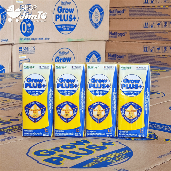 Lốc 4 hộp 180ml sữa pha sẵn Nutifood Grow Plus+ sữa non (1Y+) (8935049016731)