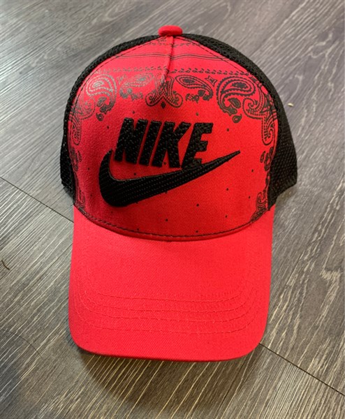 Nike hoạ tiết đỏ lưới