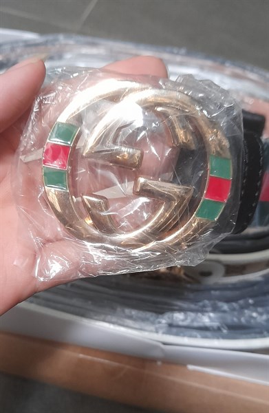 TL Gucci- Dây Xanh đỏ mặt Vàng viền Xanh đỏ