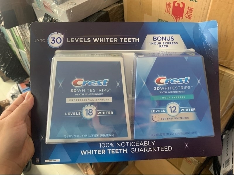 SET 2 HỘP MIẾNG DÁN TRẮNG RĂNG CREST 3D WHITESTRIPS PROFESSIONAL EFFECTS TEETH WHITENING KIT