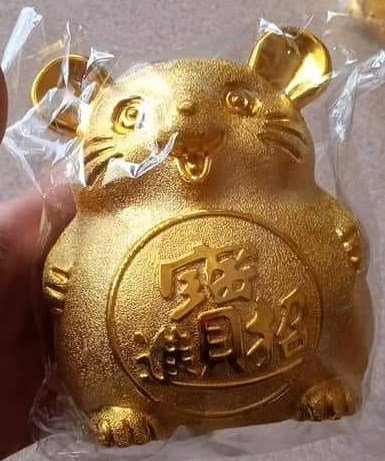 Chuột vàng tiết kiệm