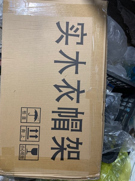 Xào treo đồ gỗ