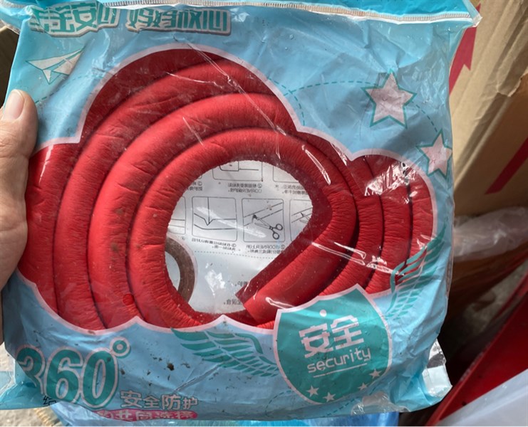 bịt cạnh bàn ( dây 2 m )