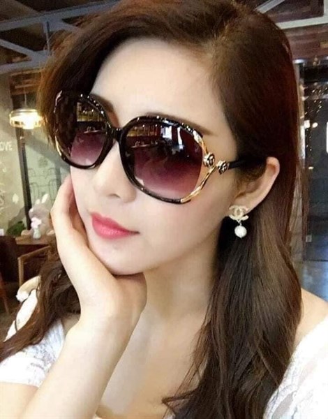 Kính chanel nữ