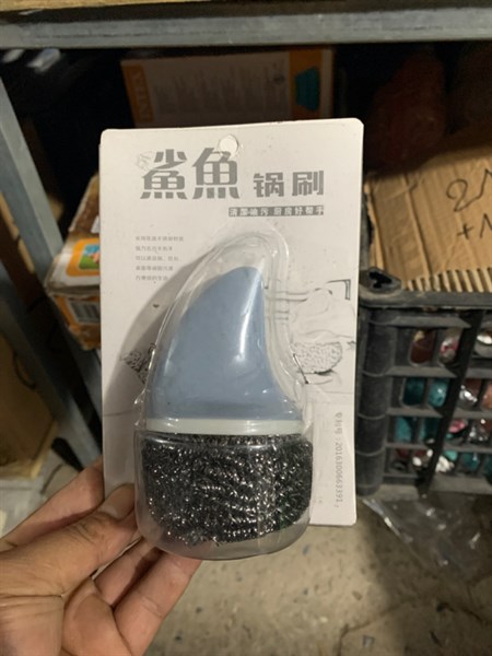 cọ xoong sắt có tay cầm
