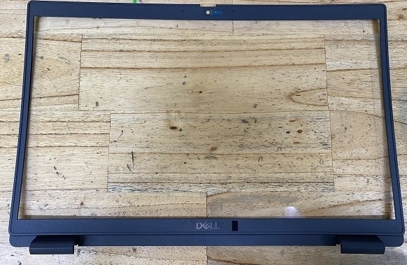 Laptop Dell Latitude 3520 (MẶT B)