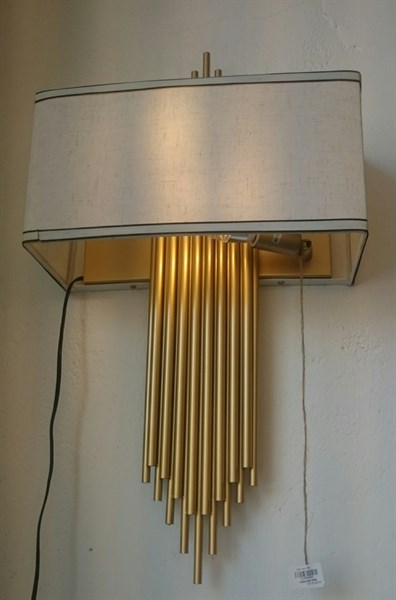 Đèn tường LED 660