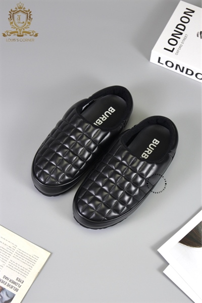 Sục Burberry đen kẻ ô lót nỉ