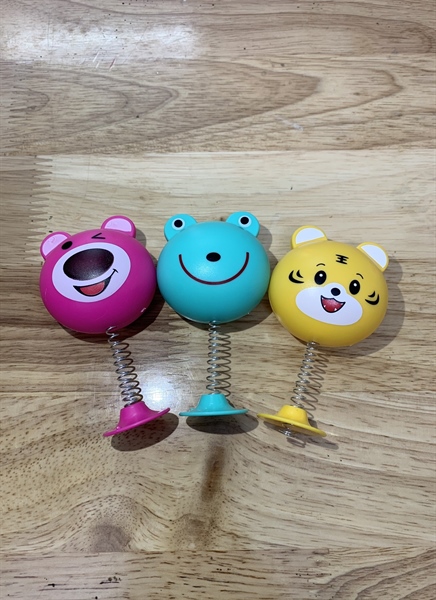 Hổ, gấu, ếch lò xo gắn mũ