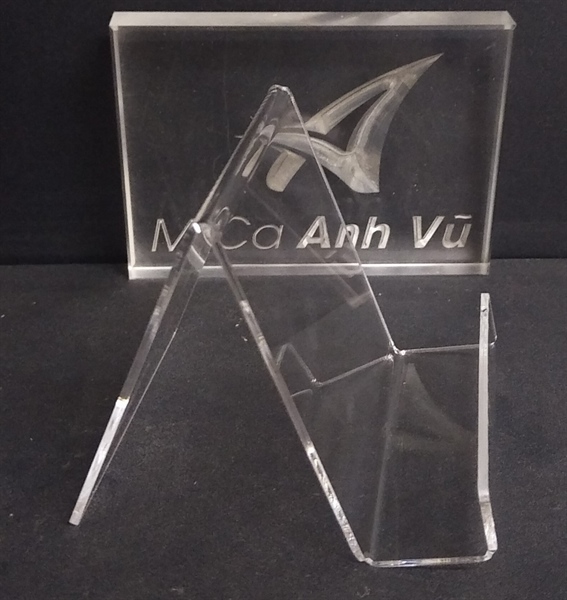 Kệ Mica Bày Ví Dây Lưng Loại Đơn