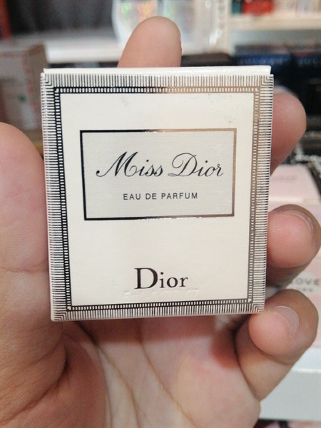 Nước hoa nhí Miss Dior EDP 5ml
