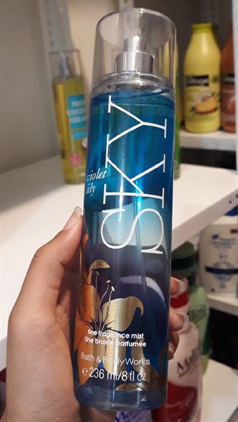 Xịt body BB violet lily SKY 236ml