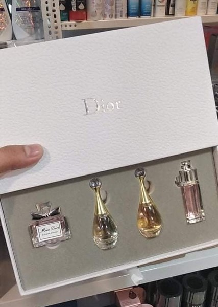 Set nước hoa nhí Dior 4 chai