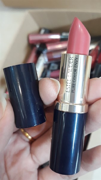 Son estee lauder màu pure color envy 260
