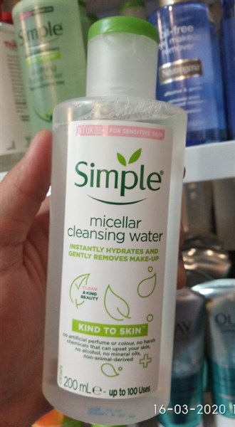 Tẩy trang Simple 200ml