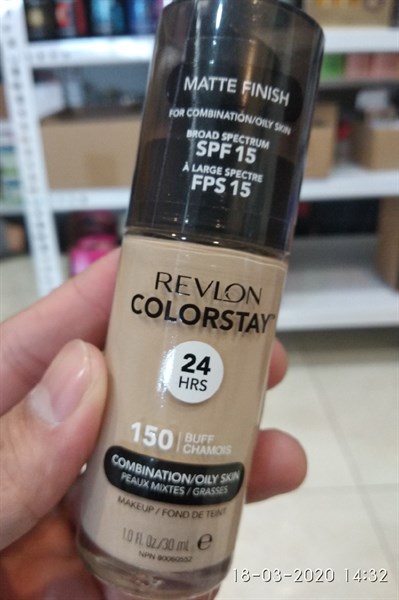 Kem nền REVLON Colorstay 150 Buff Chamois
