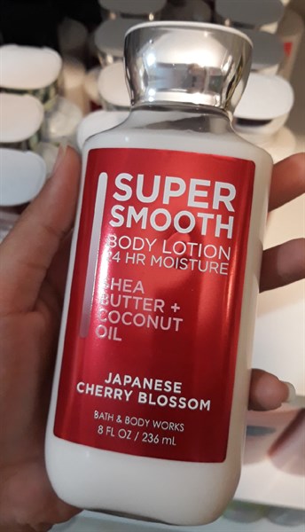 Kem dưỡng thể SupperSmooth cherry blossom