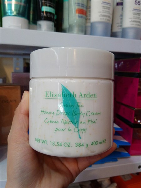 Kem Dưỡng Trắng Da Trà Xanh Mật Ong Elizabeth Arden